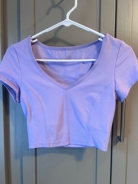 Aerie Offline Women’s Lilac V-Neck Stretchy Crop Top - Size Small - NWOT